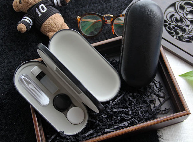 Y-companion: double-layer dual-purpose companion spectacle case